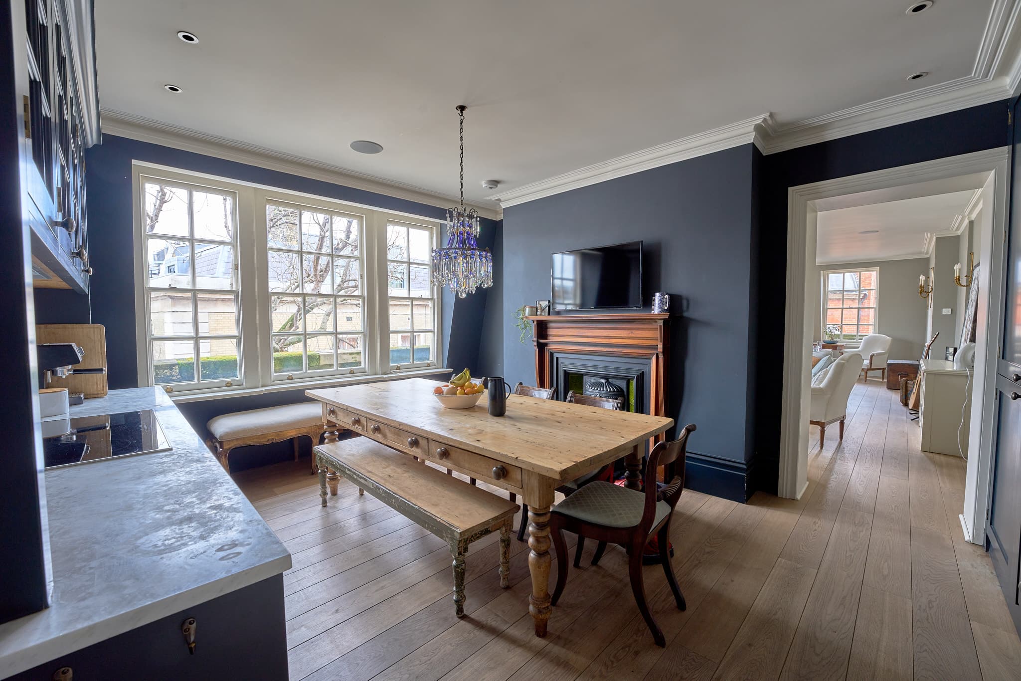 Woolly Mammoth , Artist Flat, Covent Garden image 2