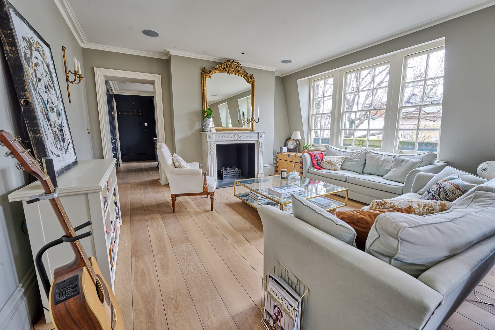 Woolly Mammoth , Artist Flat, Covent Garden image 4