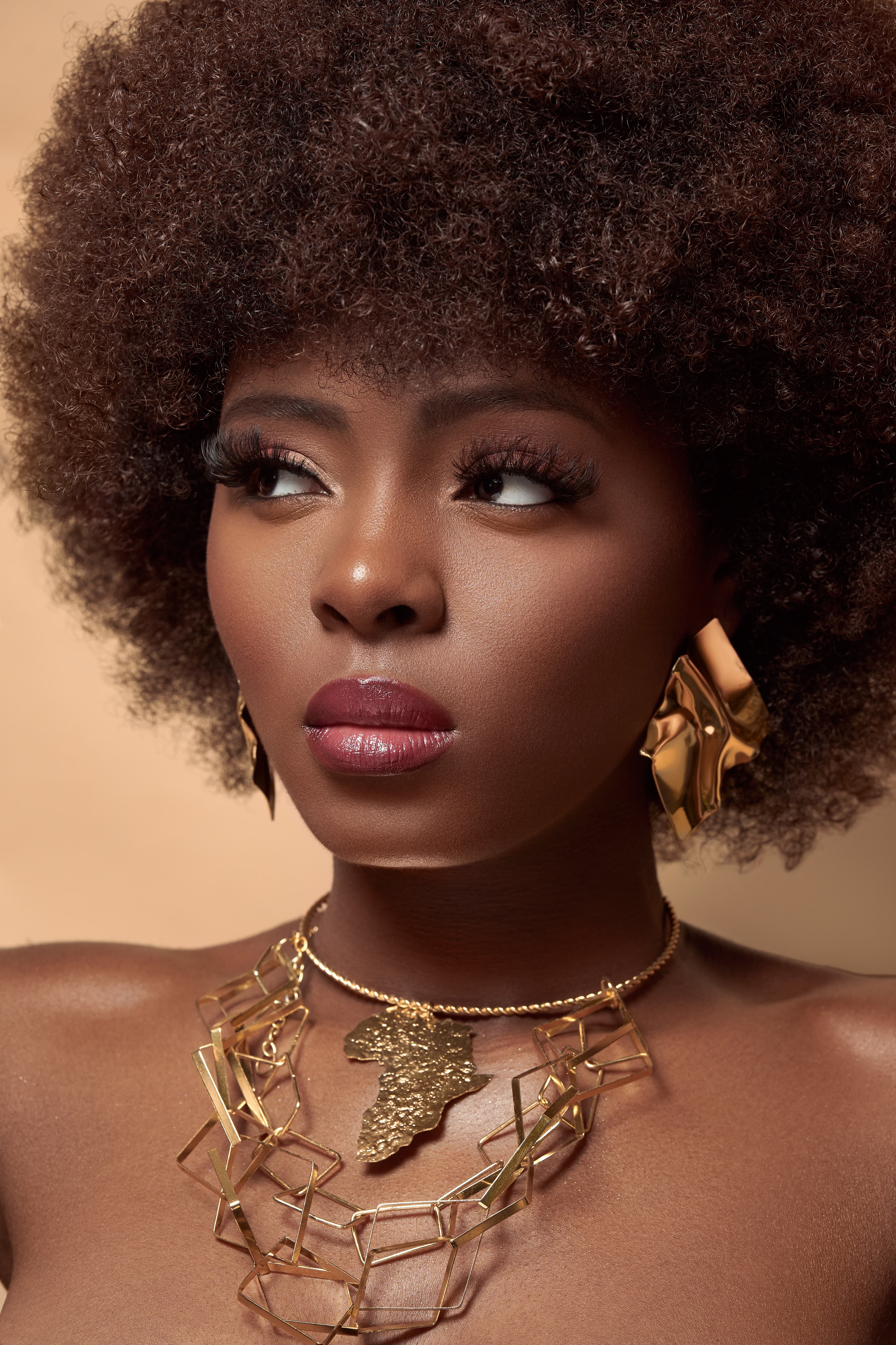 Fine Jewelry Label , Heritage & Beauty Campaign image 6