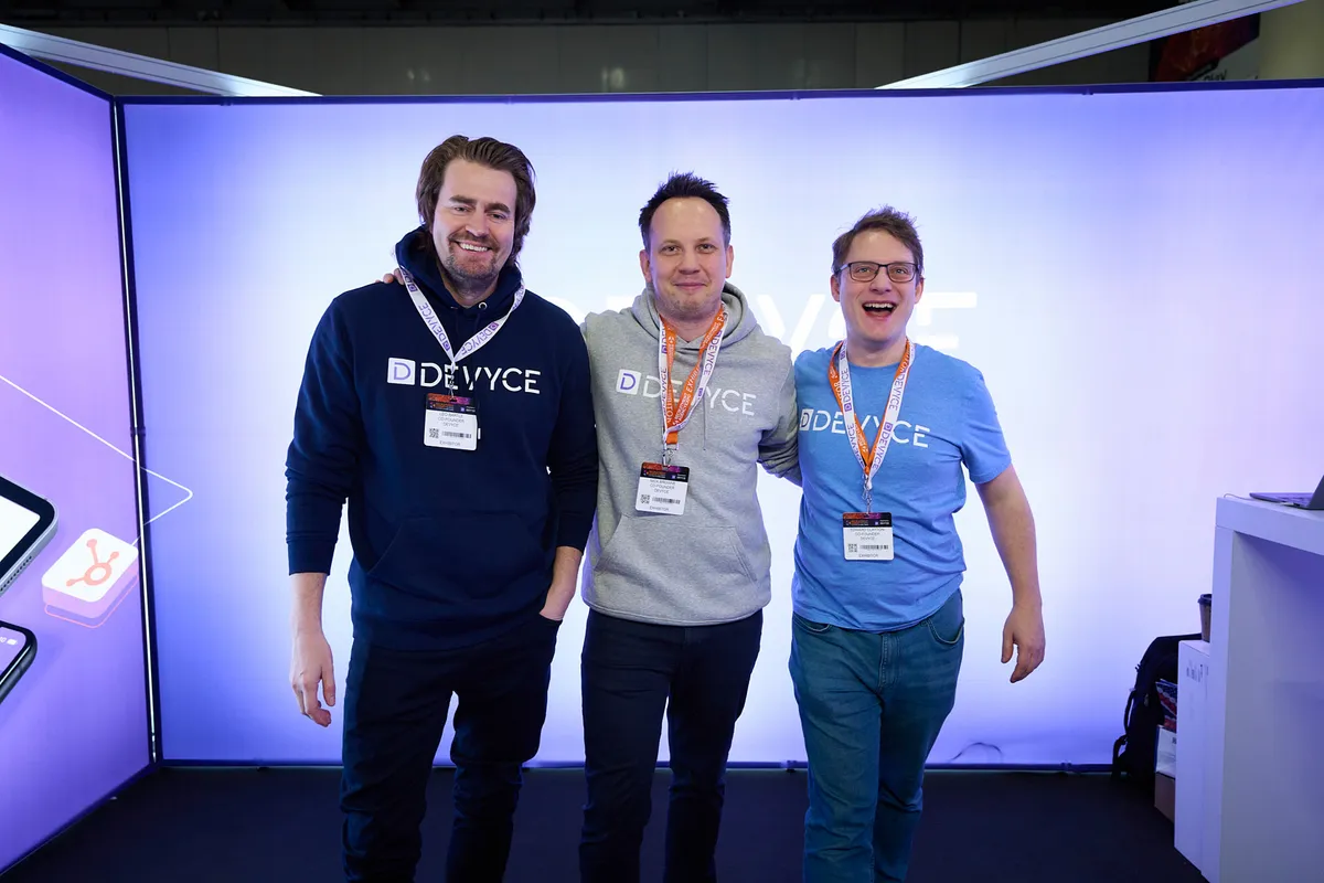 Still from Devyce Ltd tech exhibition coverage in London