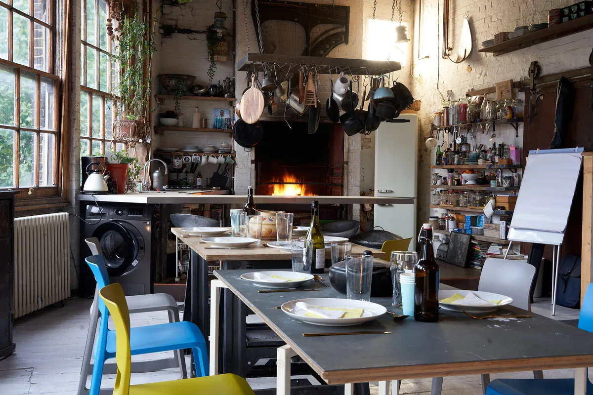 Hero image for Woolly Mammoth property tour film produced in Shoreditch.