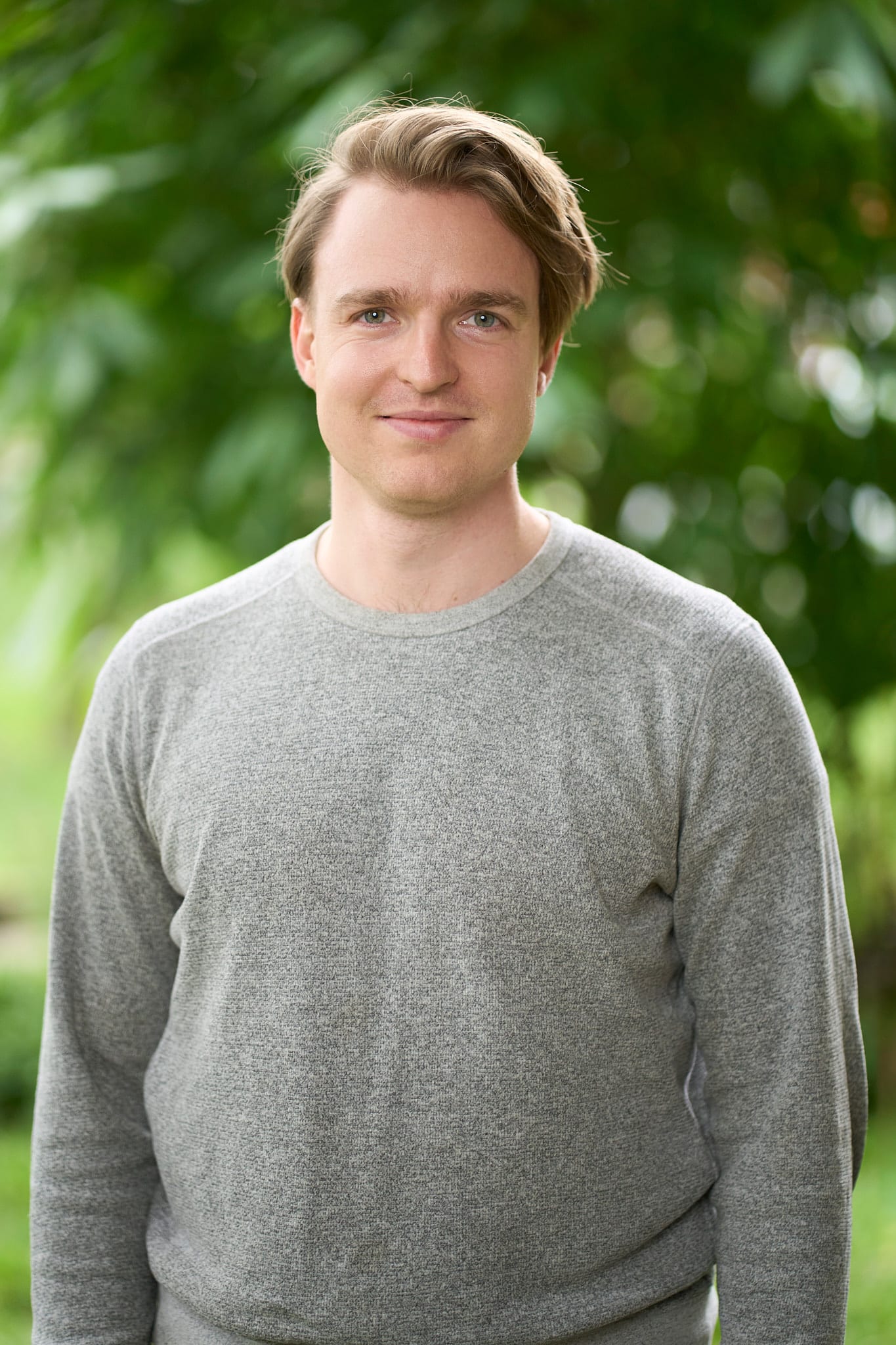 cFactua , Team Headshots gallery image 3