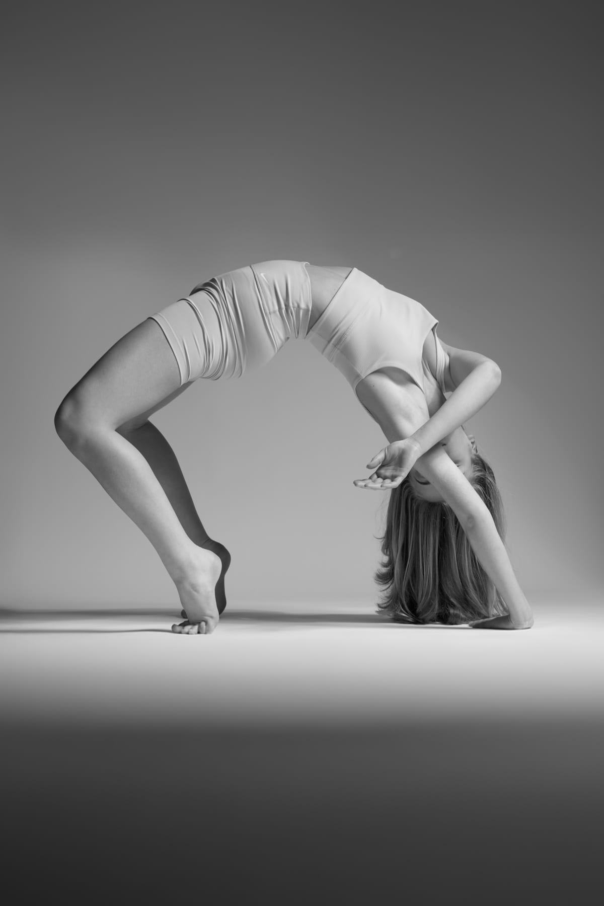 Artistic Dance — London Studio Portraits gallery image 3