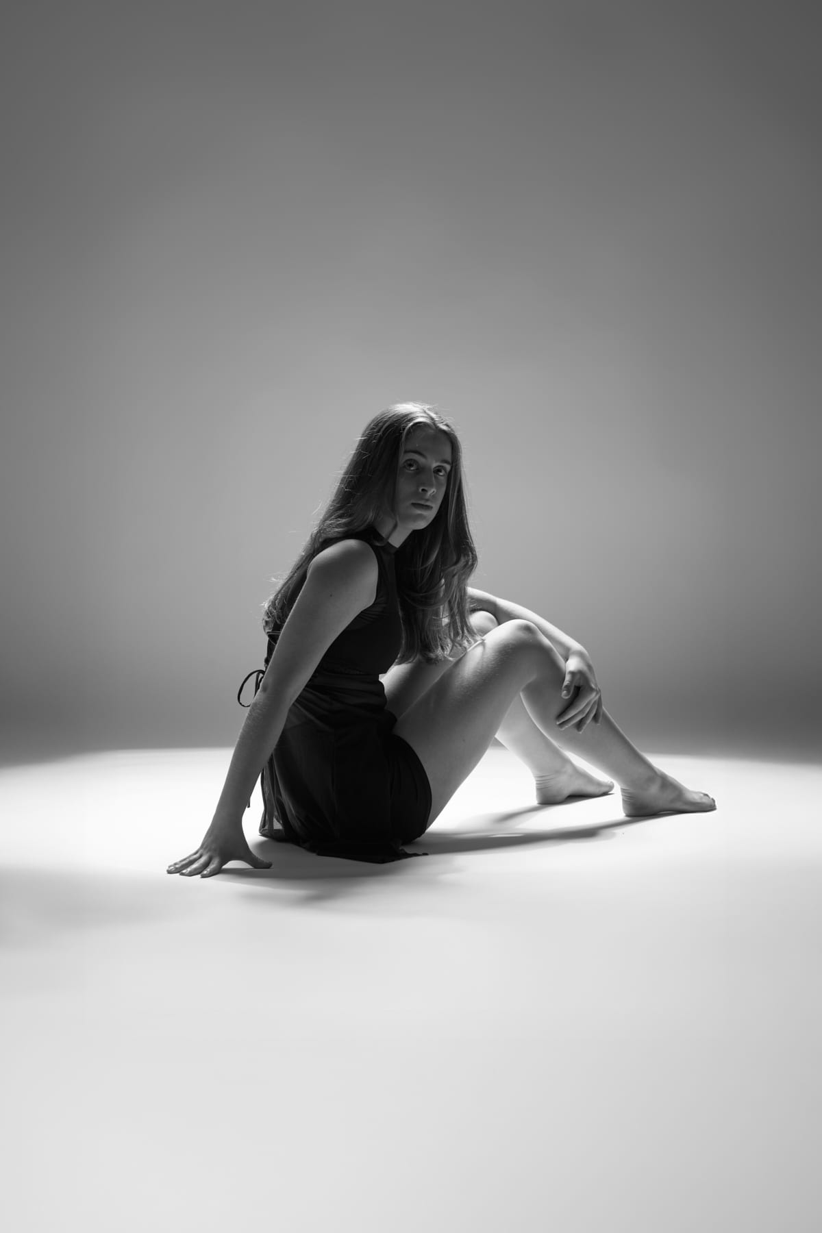 Artistic Dance — London Studio Portraits gallery image 8