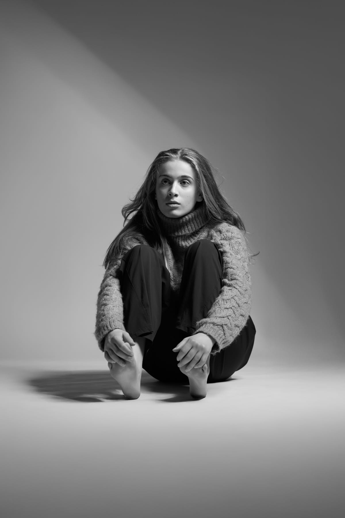 Artistic Dance — London Studio Portraits gallery image 10